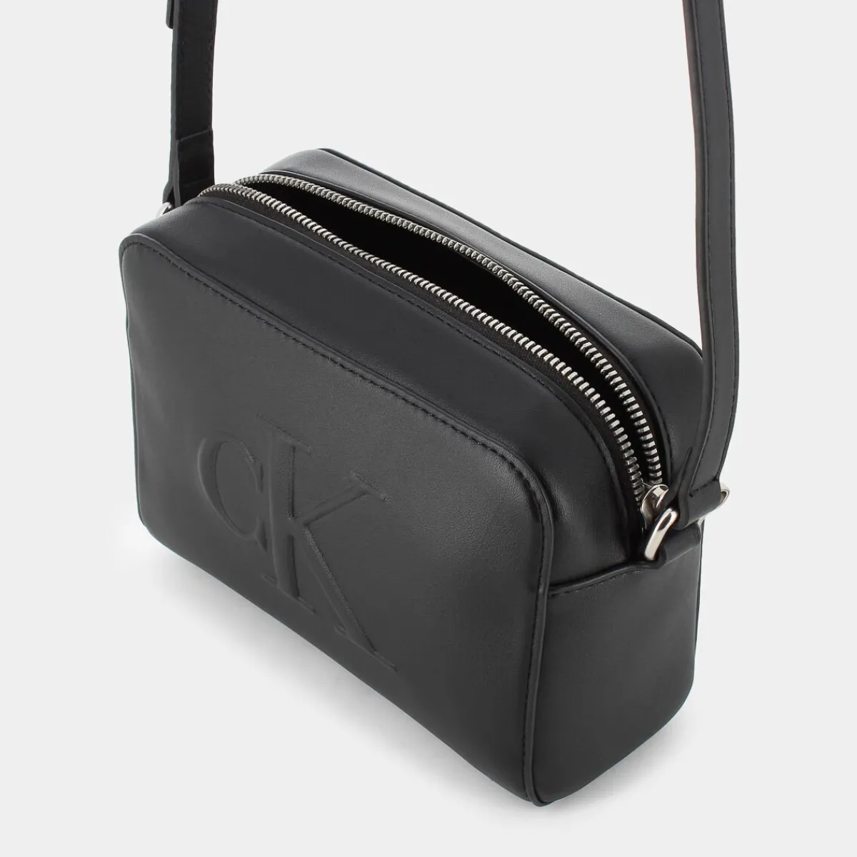 12726-BEHSCULPTED CAMERA BAGBLACK- TRACOLLE^CALVIN KLEIN JEANS Best Sale