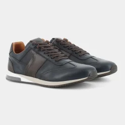 CT-I22U-02-- SNEAKERS^OSCAR&THAIS Best