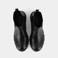 HUTCH-BLACK- TRONCHETTI^STEVE MADDEN New
